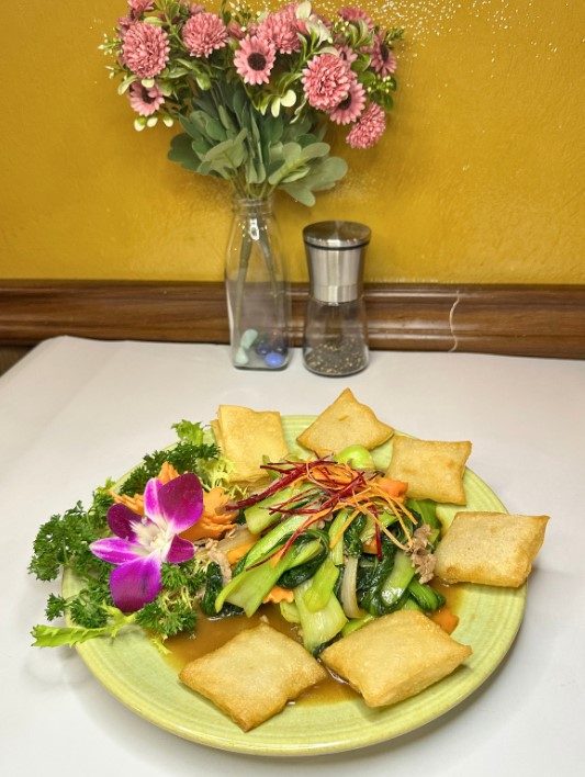 Ngư Restaurant - Vietnamese Cuisine & Vegan Food 4