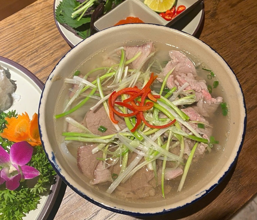 Hoang’s Kitchen Đà Nẵng- Vietnamese & Vegan Food 1